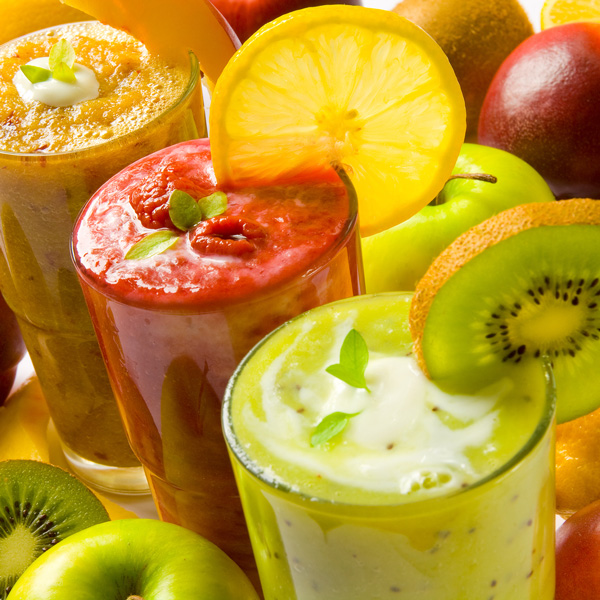 Kiwi, Raspberry and Peach Smoothies